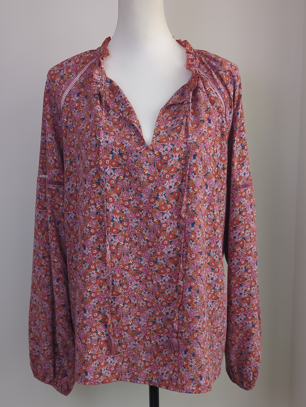 Sanctuary Floral Boho Peasant Blouse Long Sleeve Tassel Split Neck Top LARGE